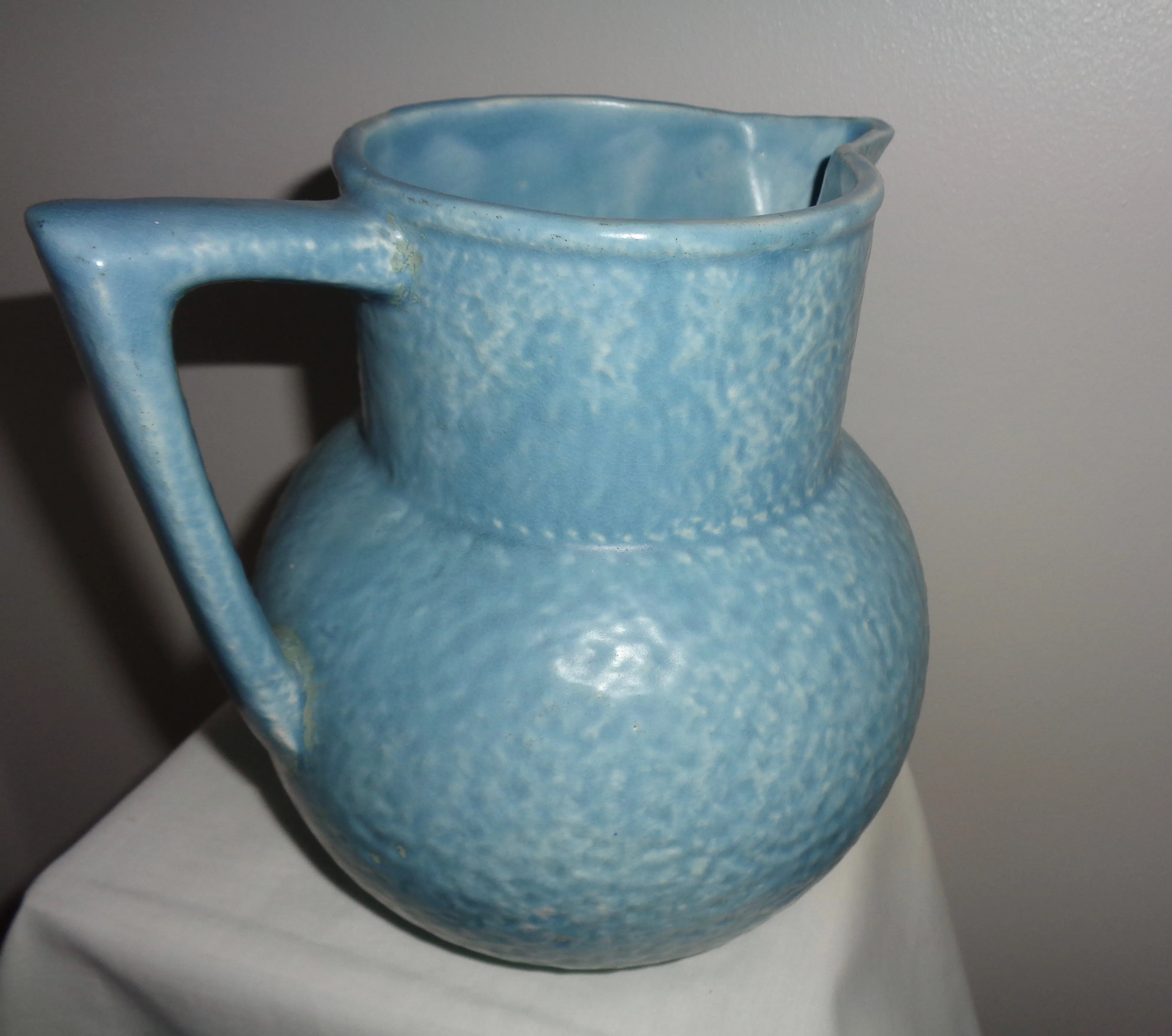 1940s Kensington Ware Blue Classic Model 24 Jug