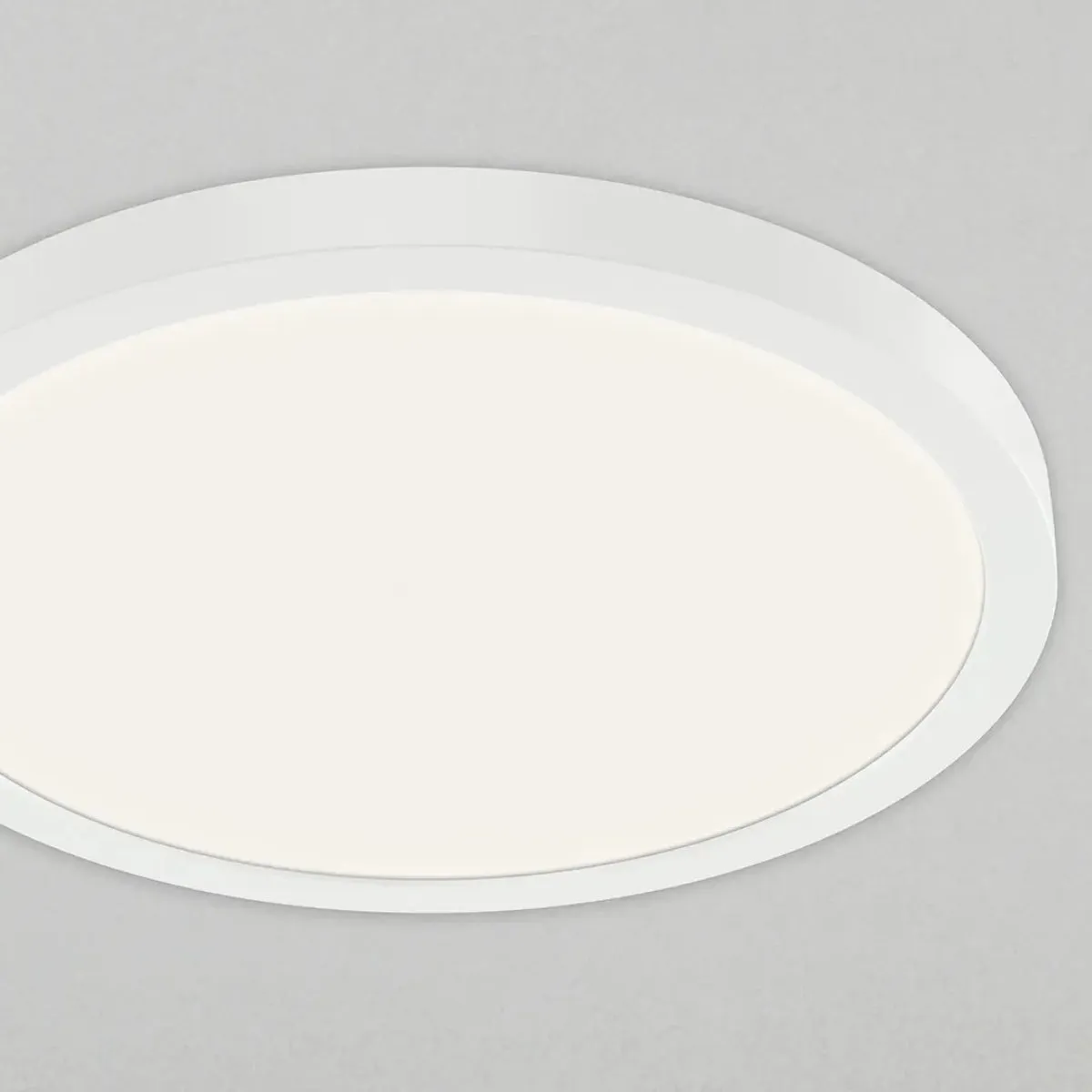 Ara 11" Round LED Flush mount Light, White Finish