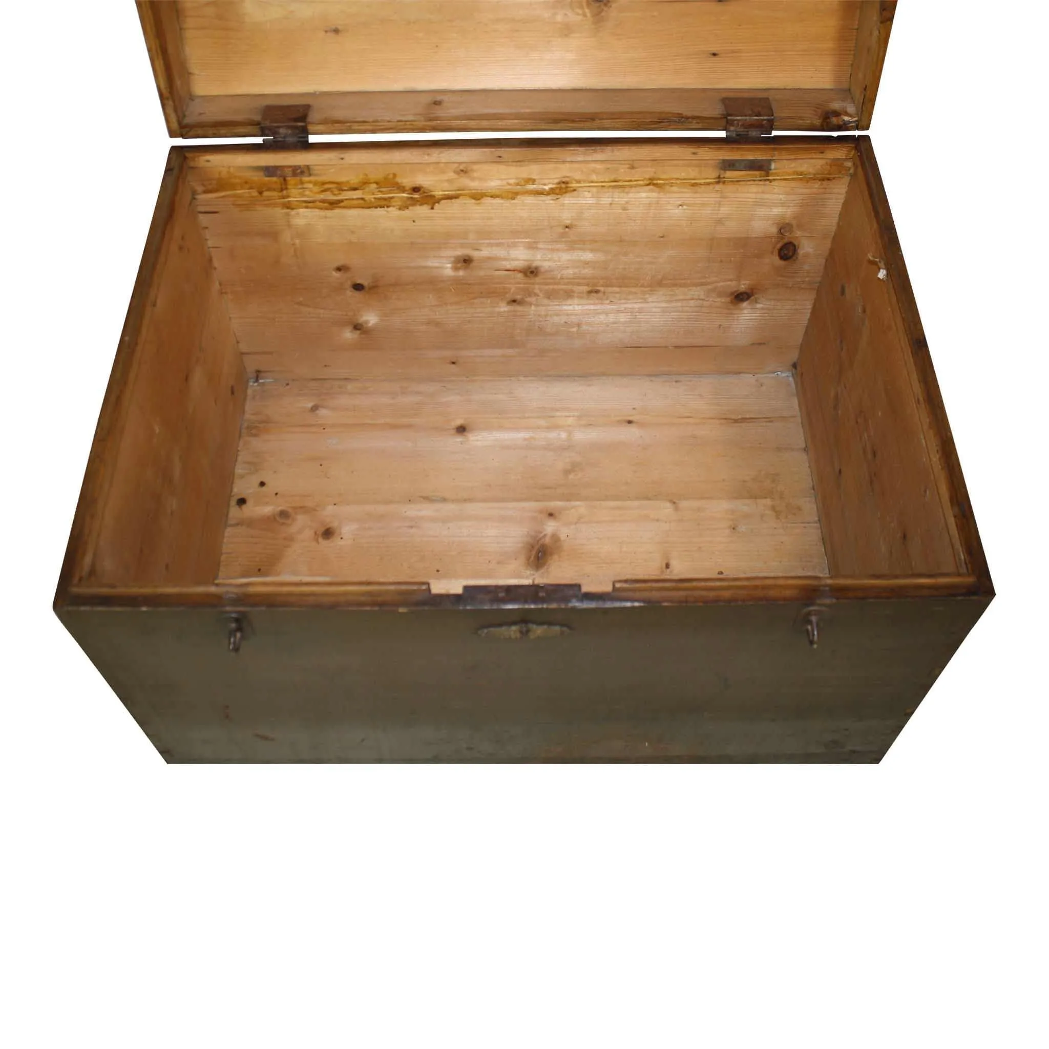 Dome-Top Wooden Steamer Chest