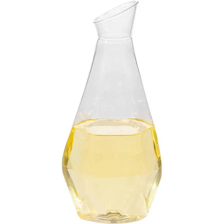 Faceted Clear Plastic Carafe 45oz | 1 ct