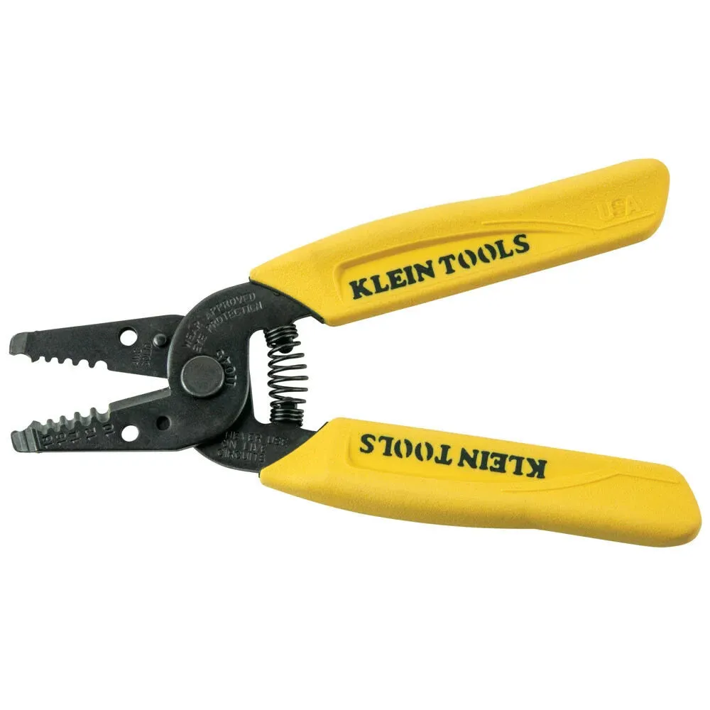 Klein Tools 92906 Tool Set, Basic Tool Kit has Klein Tools Hand Tools for Apprentice or Home: Pliers, Wire Stripper / Cutter, Screwdrivers, 6-Piece