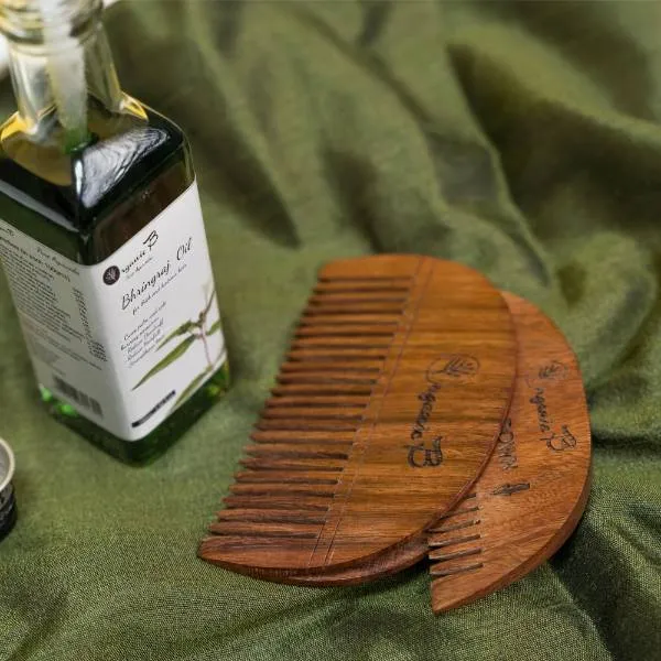 Sheesham Comb with Oil Holes Wooden Oil Applicator