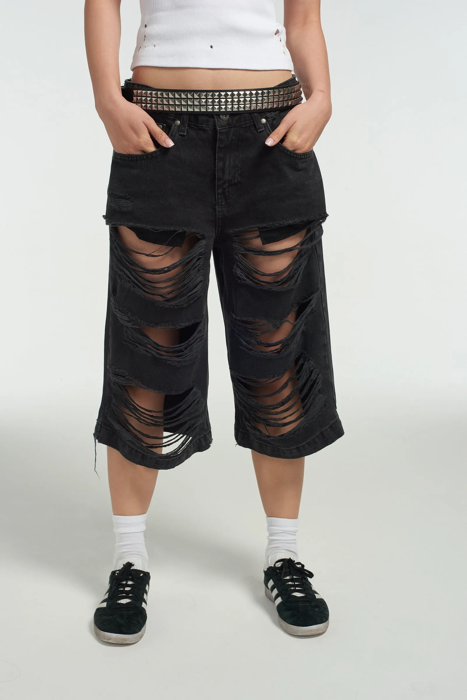 Shredder Distressed Skater Short